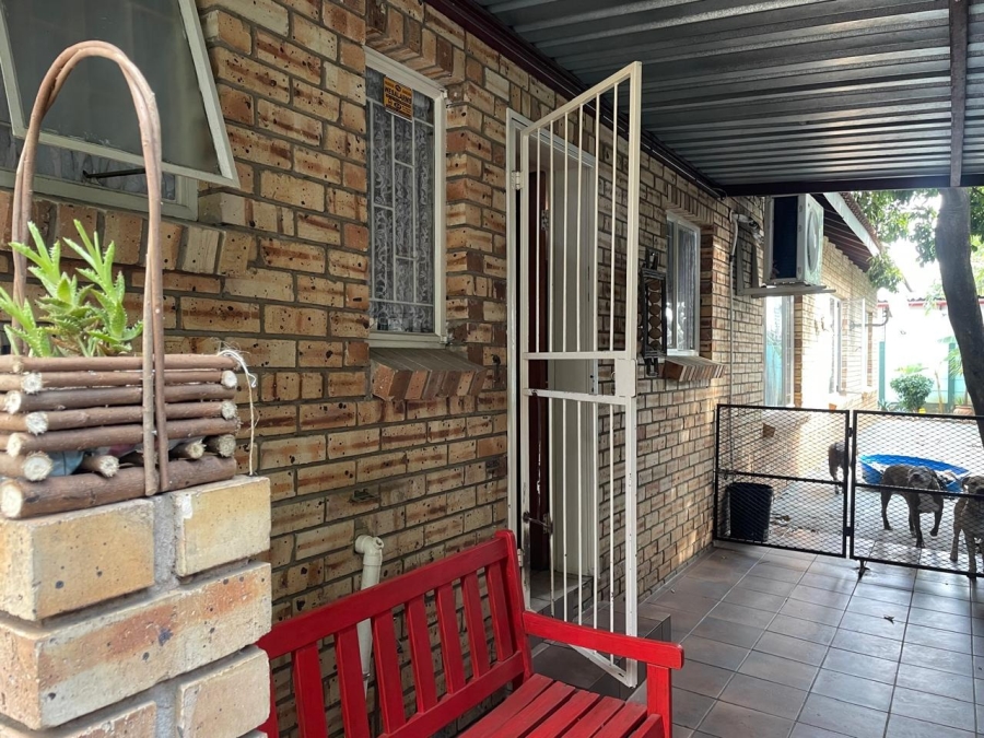 3 Bedroom Property for Sale in Rustenburg Central North West